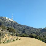 Wanderweg mit Blick auf das Hollywood Sign in den Hollywood Hills