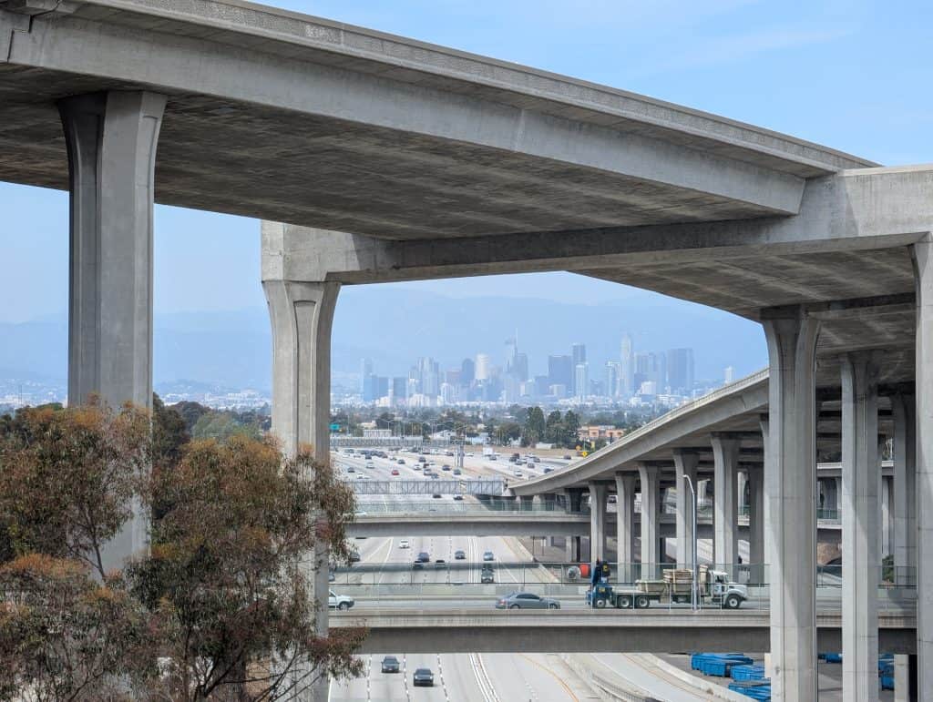 Downtown Los Angeles und das Harry Pregerson Interchange